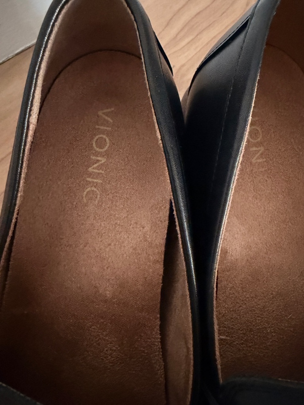 Vionic Black Leather Loafer - Picture 6 of 12